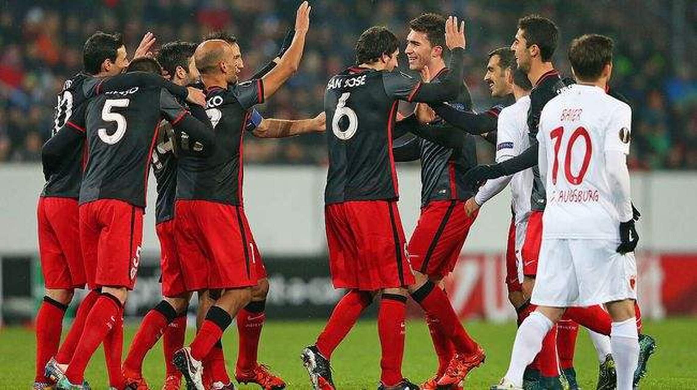 威廉希尔中文站-切尔西召开内部会议，寻找冲击英超方法