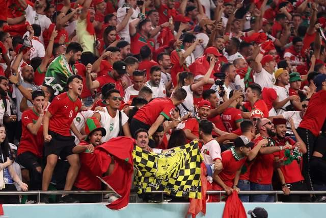 精彩纷呈的国际俱乐部比赛燃烧着球迷的激情 精彩纷呈的国际俱乐部比赛燃烧着球迷的激情