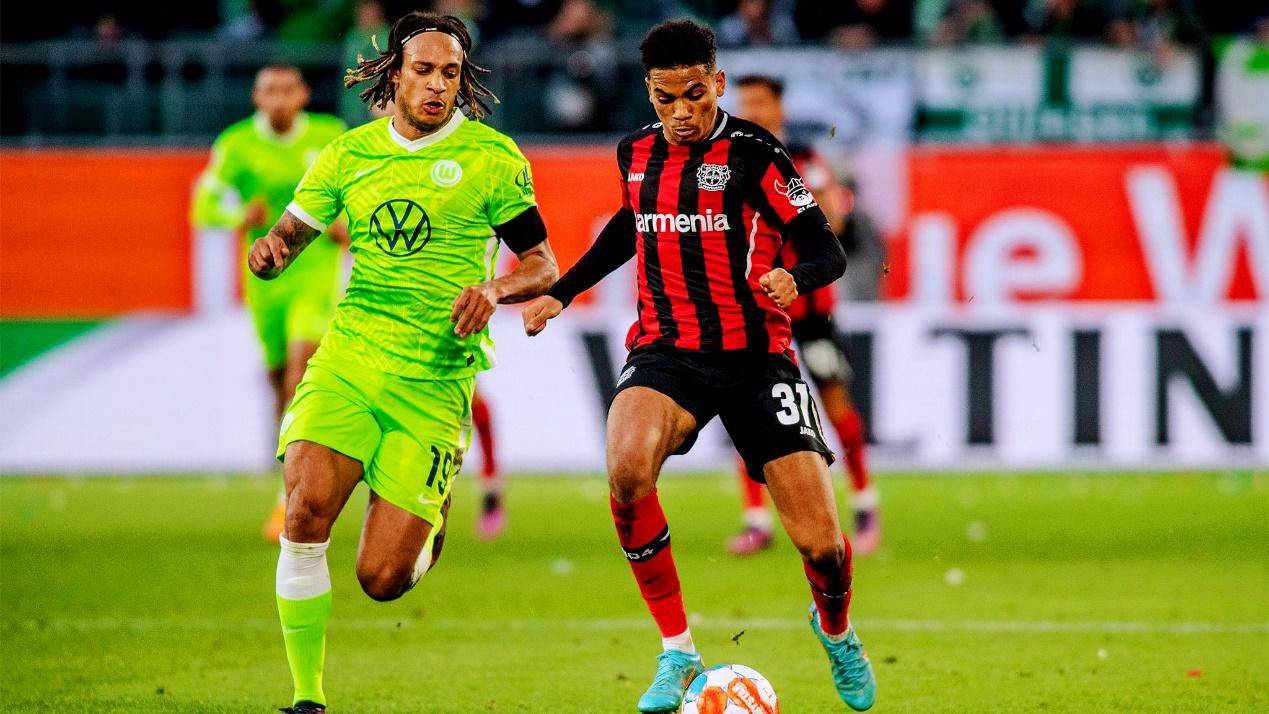 狼队主场逆转斯图加特,取得关键胜利 狼队主场逆转斯图加特,取得关键胜利