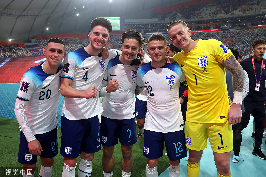 英格兰队勇夺小组第一,抢眼表现引关注 英格兰队勇夺小组第一,抢眼表现引关注
