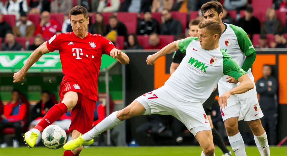 奥格斯堡队球员表现火热,力压对手,夺冠 奥格斯堡队球员表现火热,力压对手,夺冠