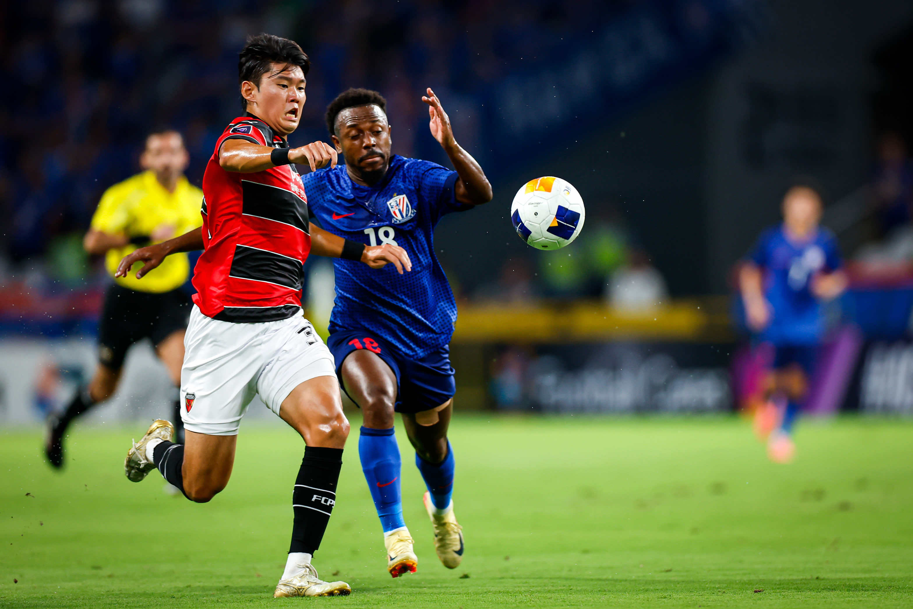 上海申花队晋级至下一轮比赛 上海申花队晋级至下一轮比赛