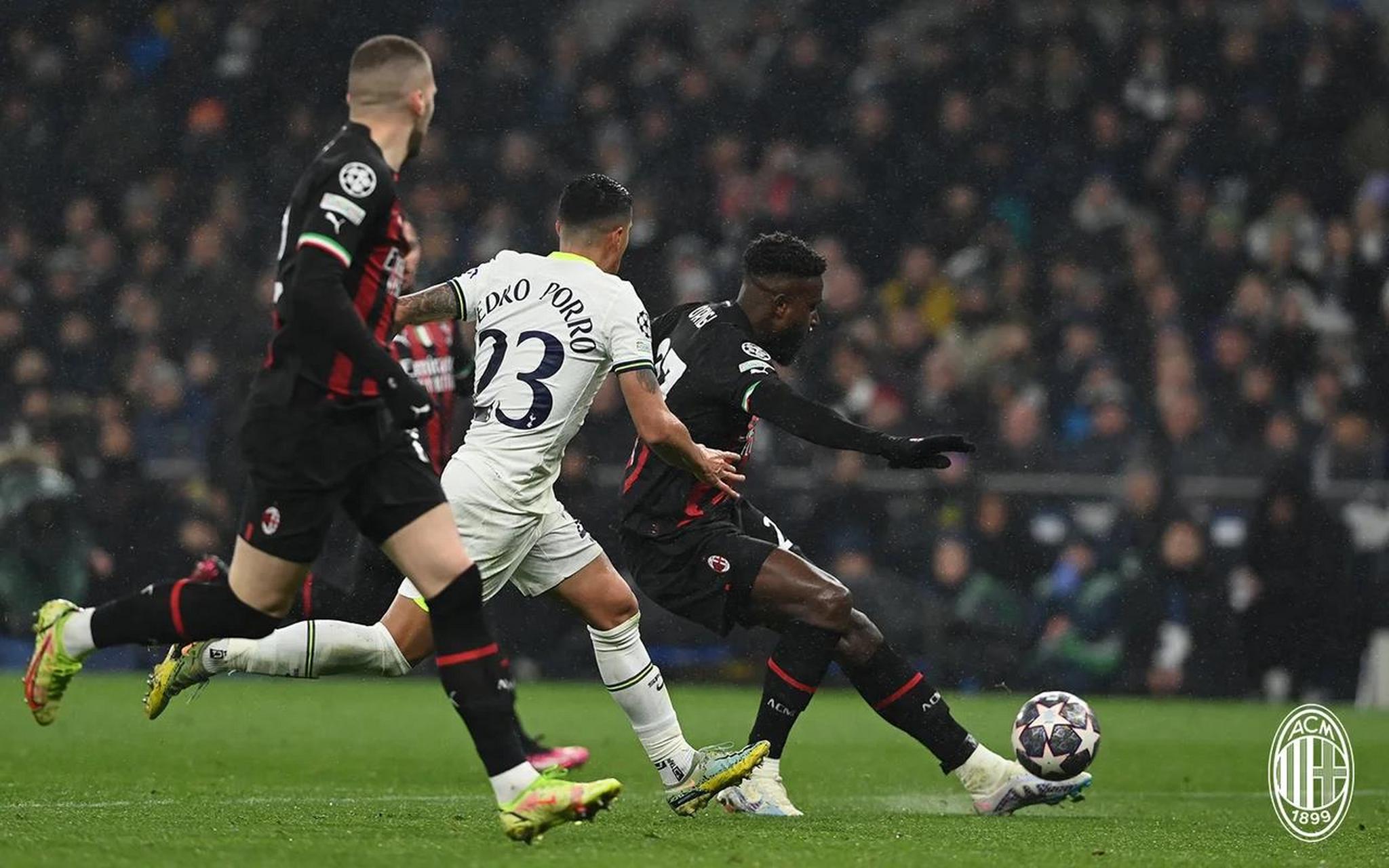 热刺客场大胜AC米兰,领先积分榜 热刺客场大胜AC米兰,领先积分榜