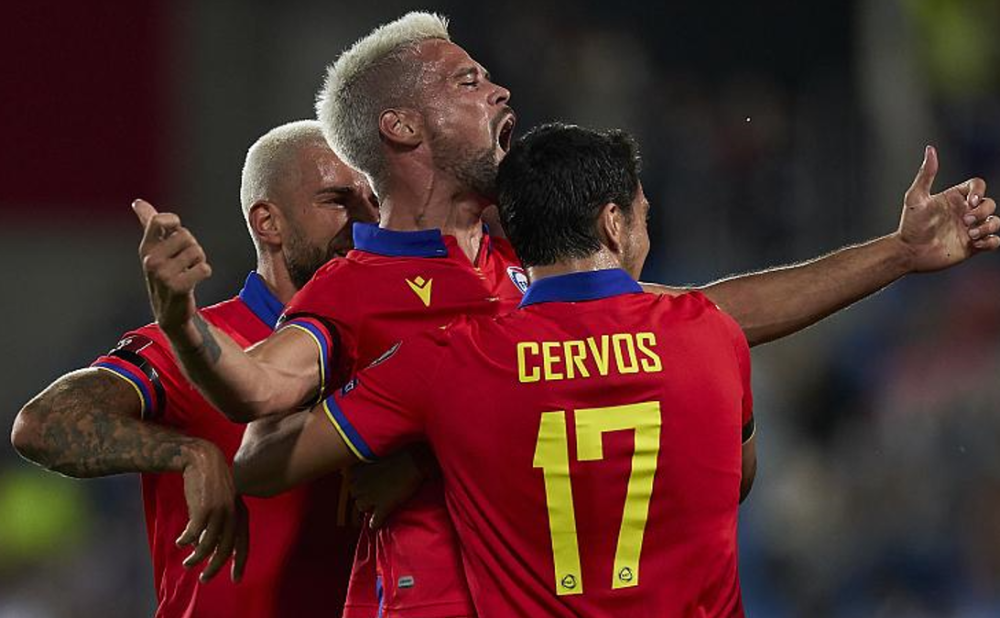 罗马尼亚队惨败,小组出线希望渺茫 罗马尼亚队惨败,小组出线希望渺茫