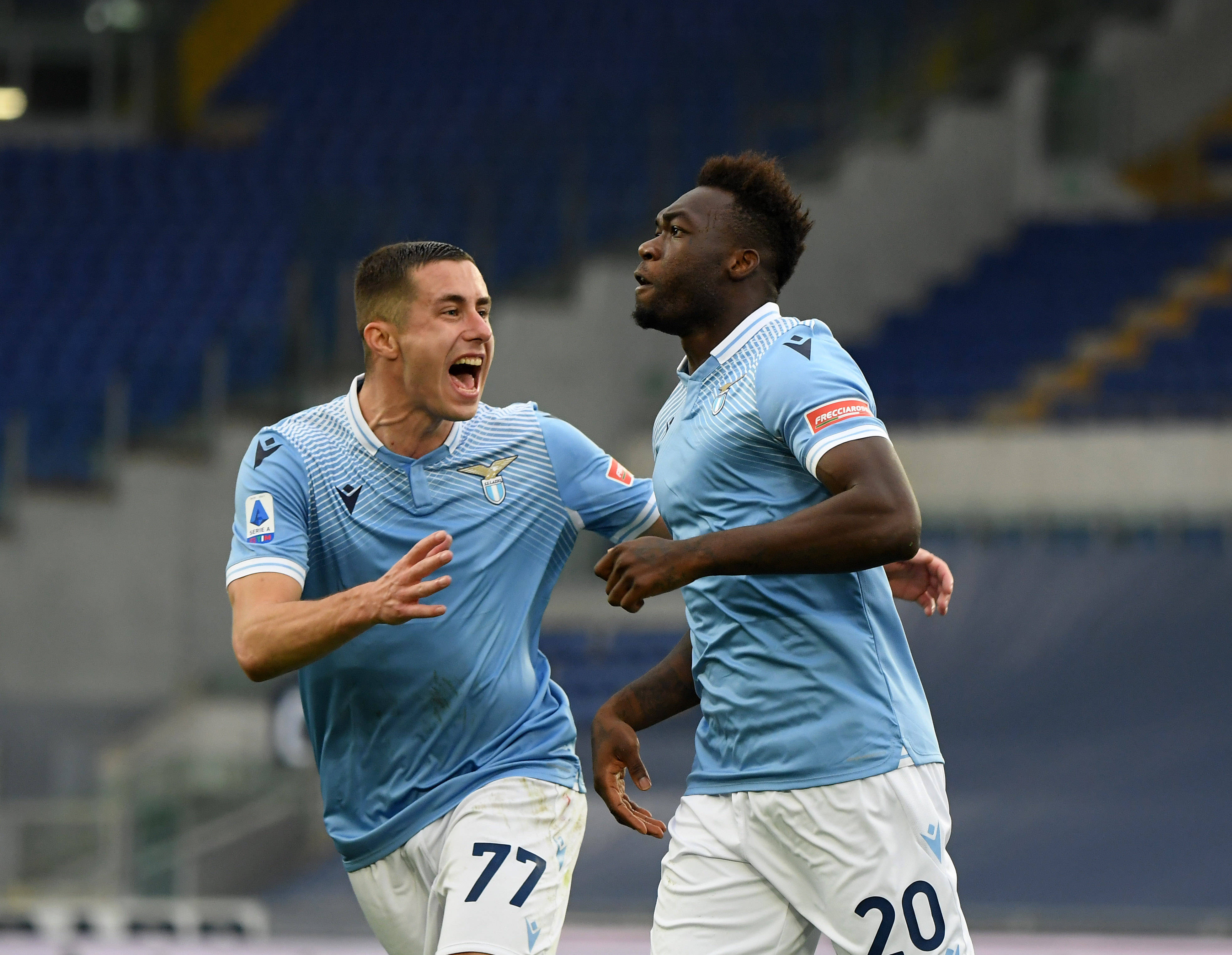 佛罗伦萨主帅布阵成功,球队备战信心十足 佛罗伦萨主帅布阵成功,球队备战信心十足