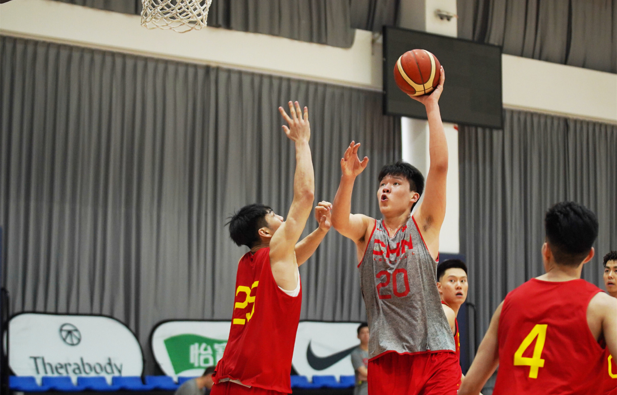 NBA球员逐梦篮球场,助力球队夺冠 NBA球员逐梦篮球场,助力球队夺冠