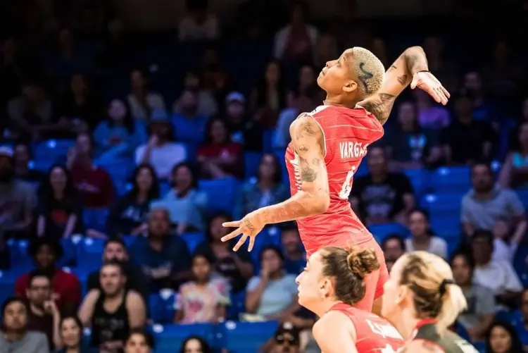 墨西哥击败希腊,晋级排球四强,表现强劲 墨西哥击败希腊,晋级排球四强,表现强劲