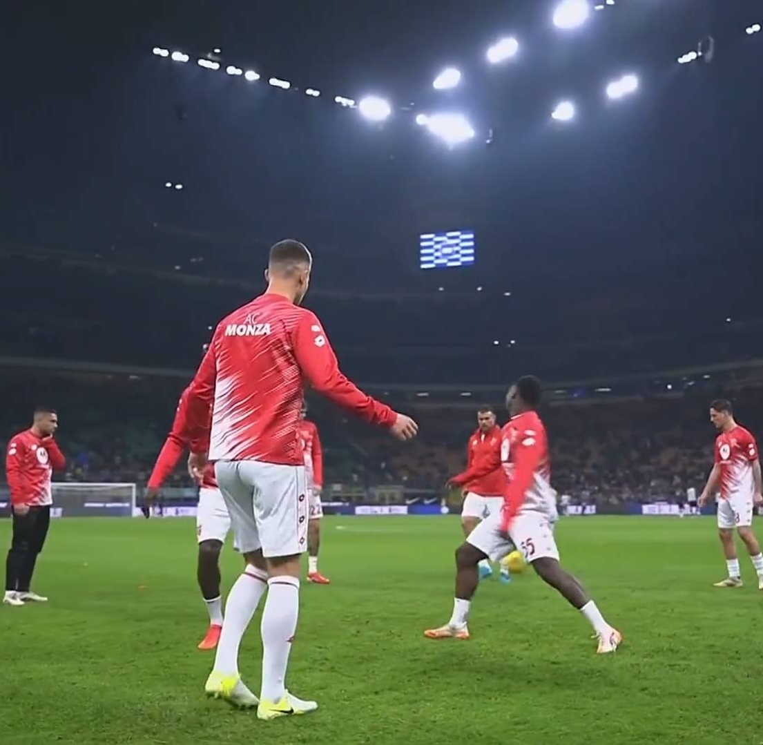 国米连续场不败,追赶领头羊 国米连续场不败,追赶领头羊